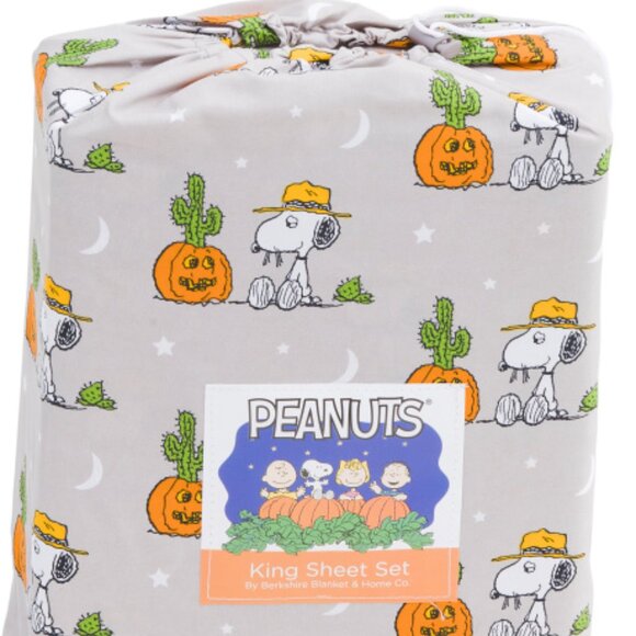 Snoopy Peanuts Halloween King Size Sheet Set - Pumpkin Cactus - Picture 1 of 2